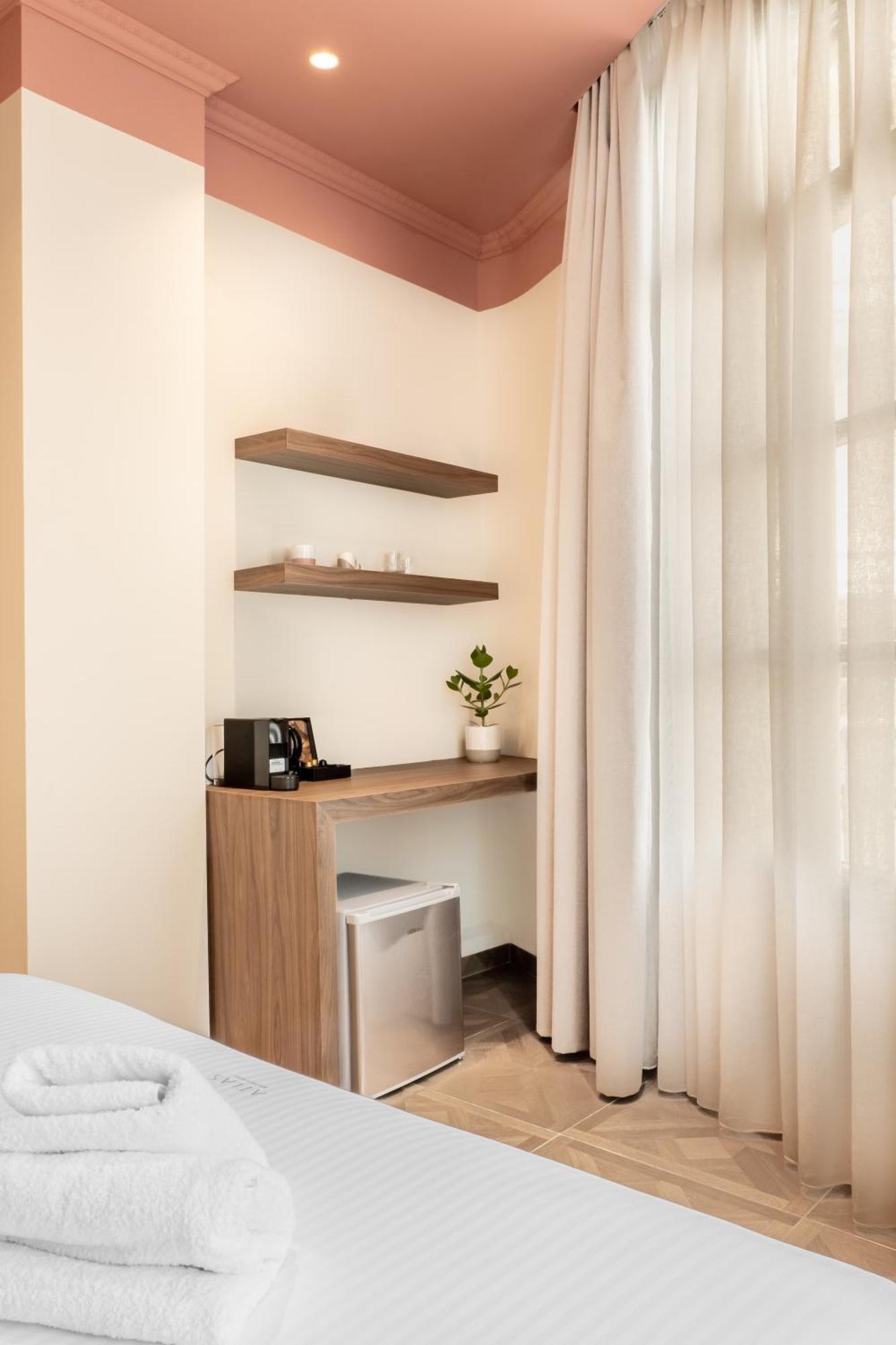 Atlas Boutique Suites 카발라 외부 사진